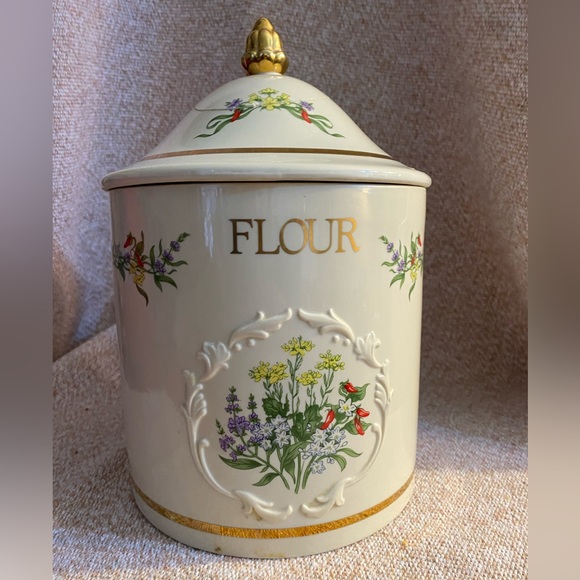 Lenox Kitchen Vintage Classic Ivory Lenox Spice Garden Flour
